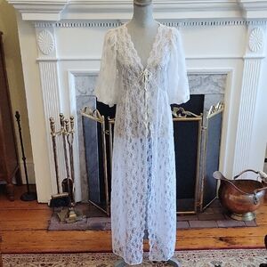 Vintage Lace Dressing Gown